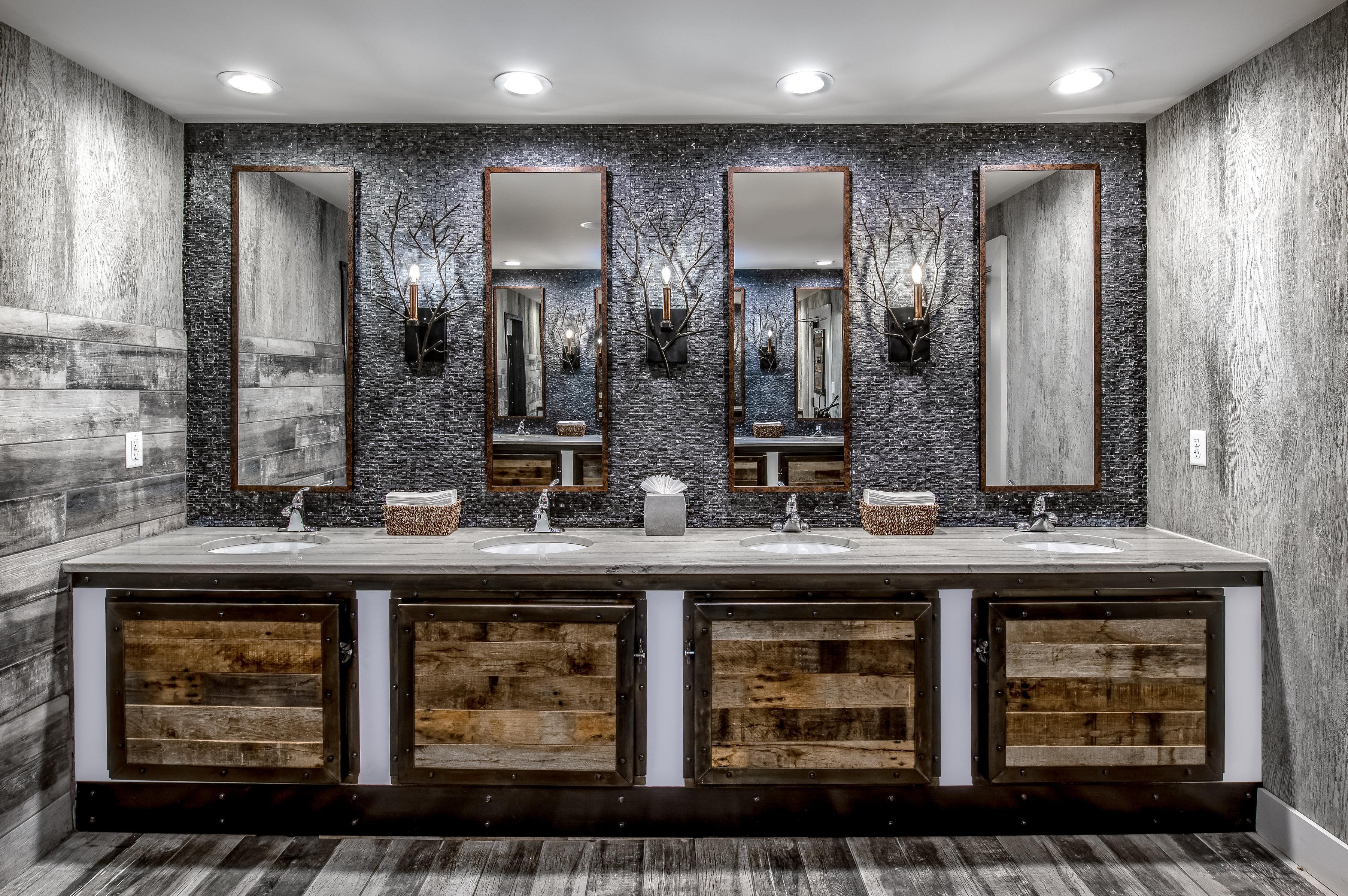 Crowne Plaza By Ihg Resort