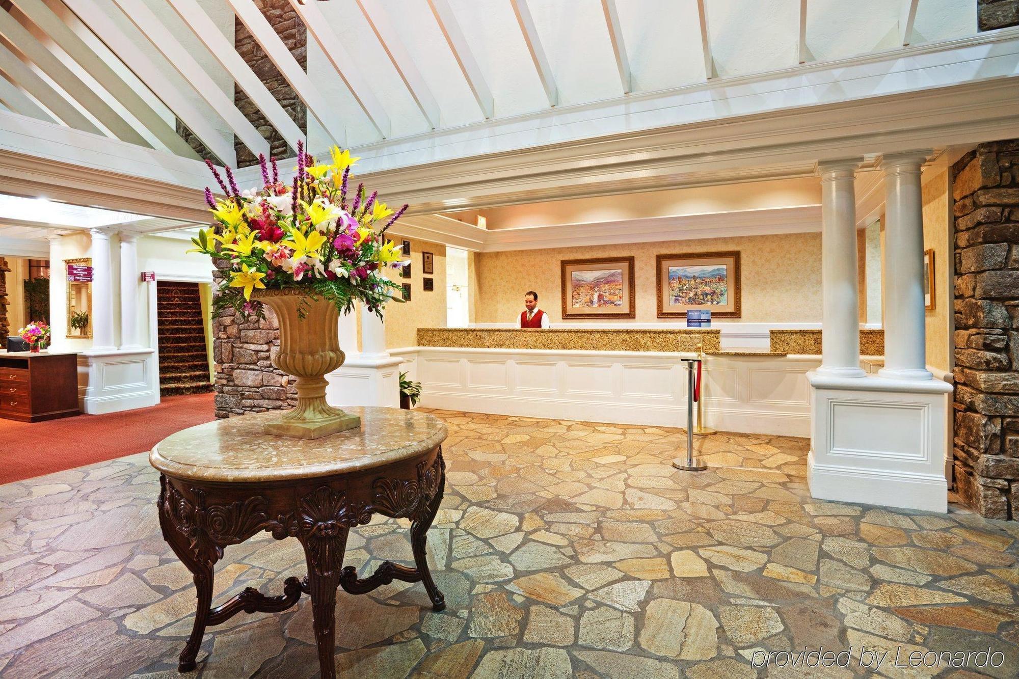 Resort Crowne Plaza By Ihg Asheville