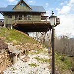 Pisgah View Mountain Retreat