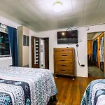 Log Cabin Motor Court