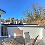 11 Bauhaus Townhome