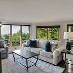 Amazing Town Mountain Getaway