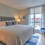 45 Asheland Avenue Unit 403