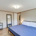 Pet-Friendly Home About 5 Mi To Blue Ridge Parkway!