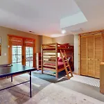 Elkhorn Cabin & Eagles Wing Lodge