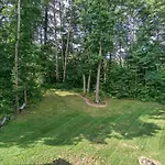 Brand New 10 Min To Downtown And Private Hot Tub And Arcade