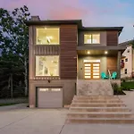 Modern Escape By Avantstay Incredible Views