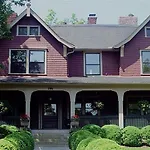 1900 Inn On Montford