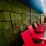 Woodhaven Cabin Sauna & Hot Tub