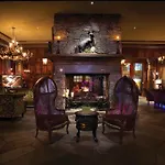 Grand Bohemian Lodge Asheville, Autograph Collection