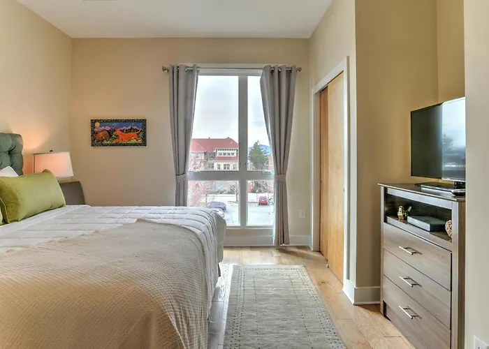 45 Asheland Avenue Unit 402