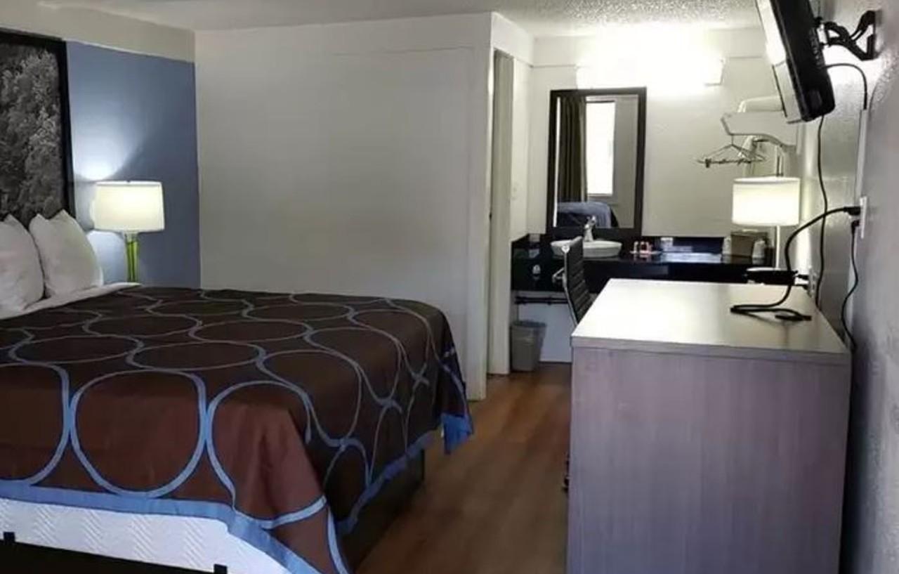 Super 8 By Wyndham Asheville/biltmore