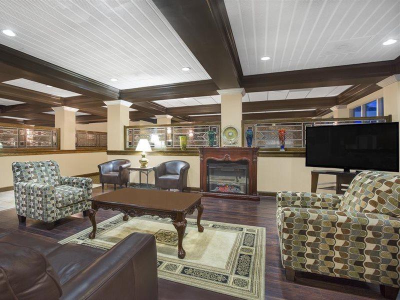Hotel Days By Wyndham Asheville/mall