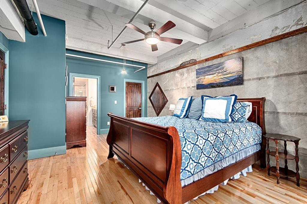Colby Loft Apartment