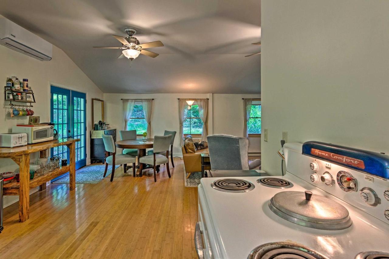 Holiday home Cozy And Charming Cabin 5 Mi To Downtown! Asheville