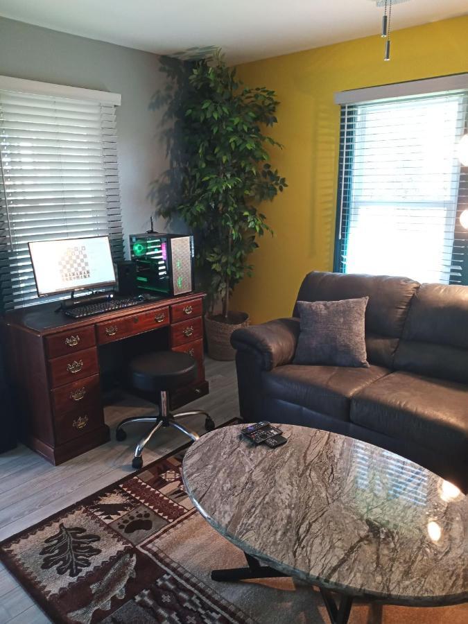 Holiday home Looking For A Peaceful Getaway Thats Close To The Historical Biltmore House
