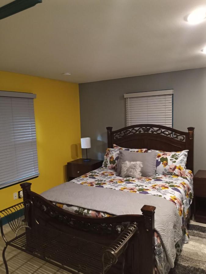 Holiday home Looking For A Peaceful Getaway Thats Close To The Historical Biltmore House *