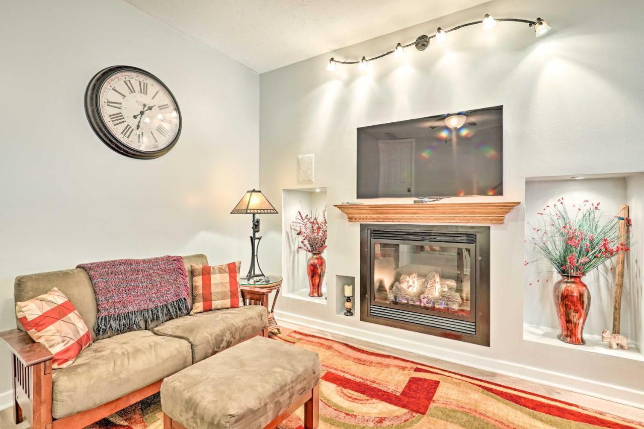 Mountain Getaway With Patio And Koi Pond! Apartment