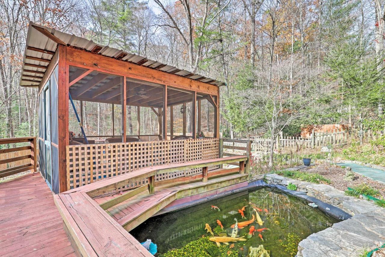 Mountain Getaway With Patio And Koi Pond!