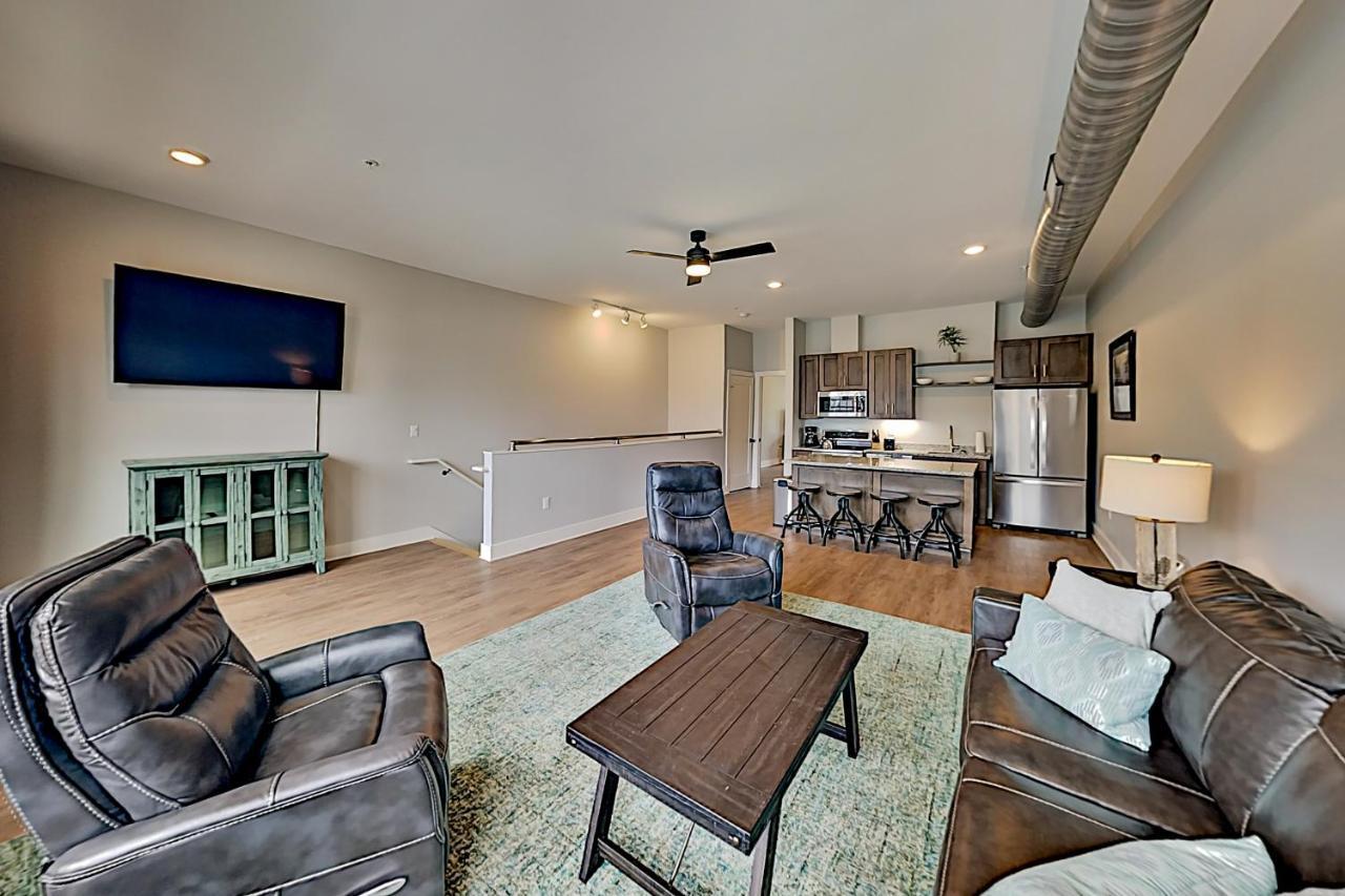 Haywood Chic Retreat Unit 215 * Asheville