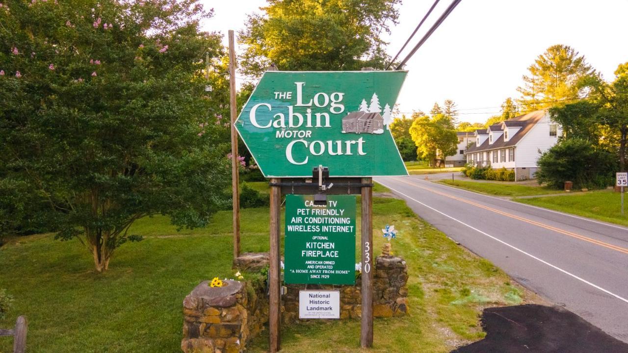 Log Motor Court Lodge