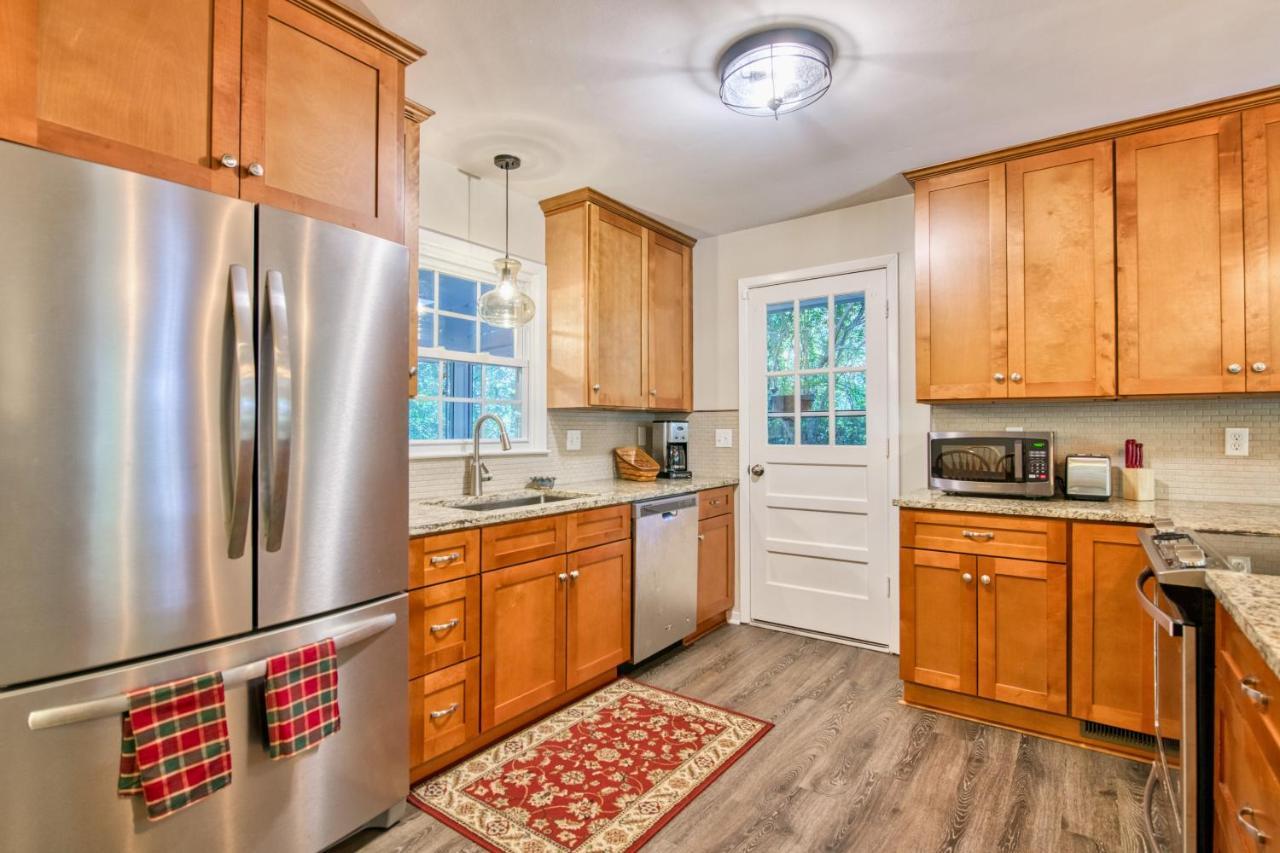 Nature's Edge Holiday home Asheville