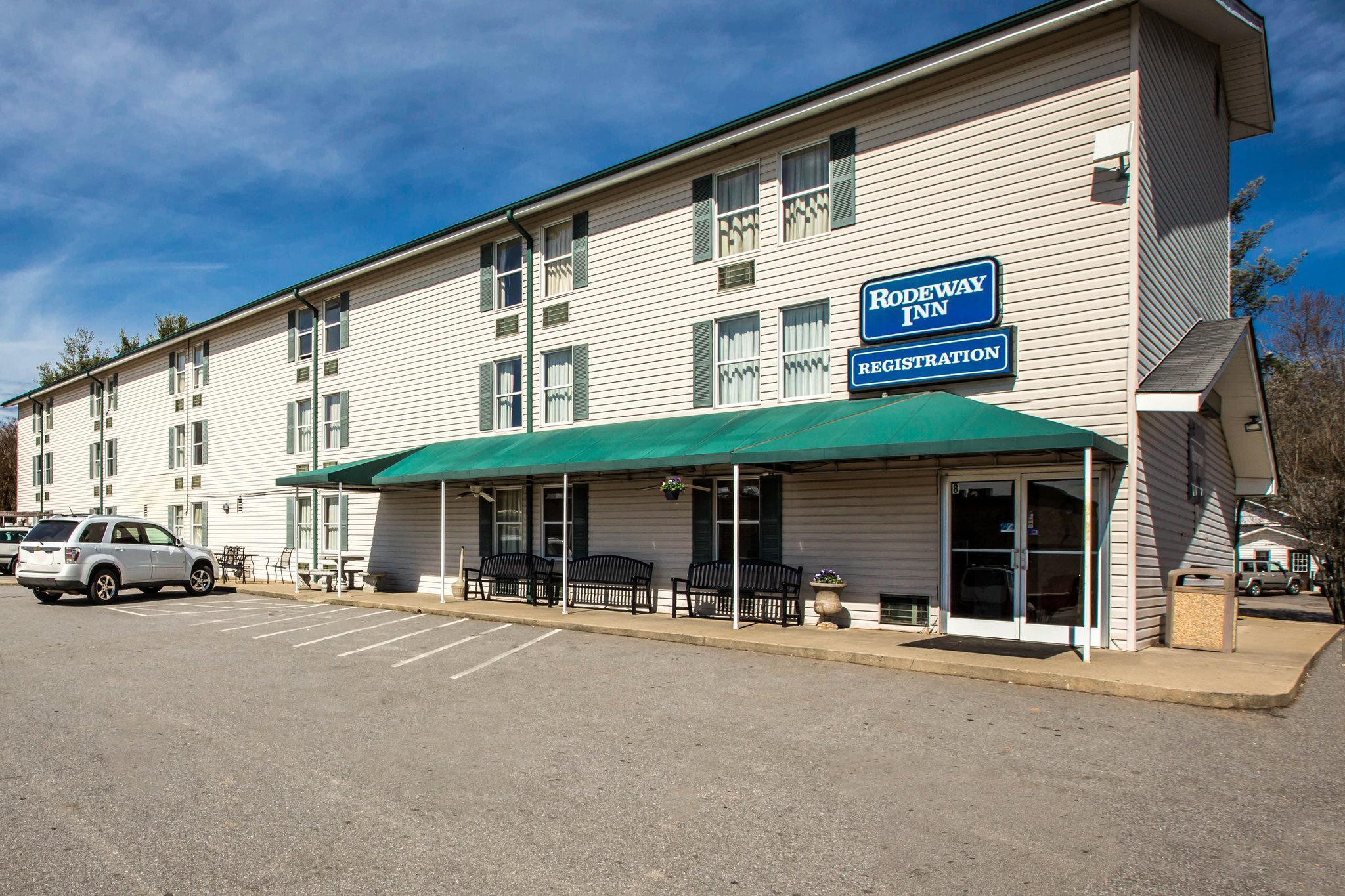 Rodeway Inn *