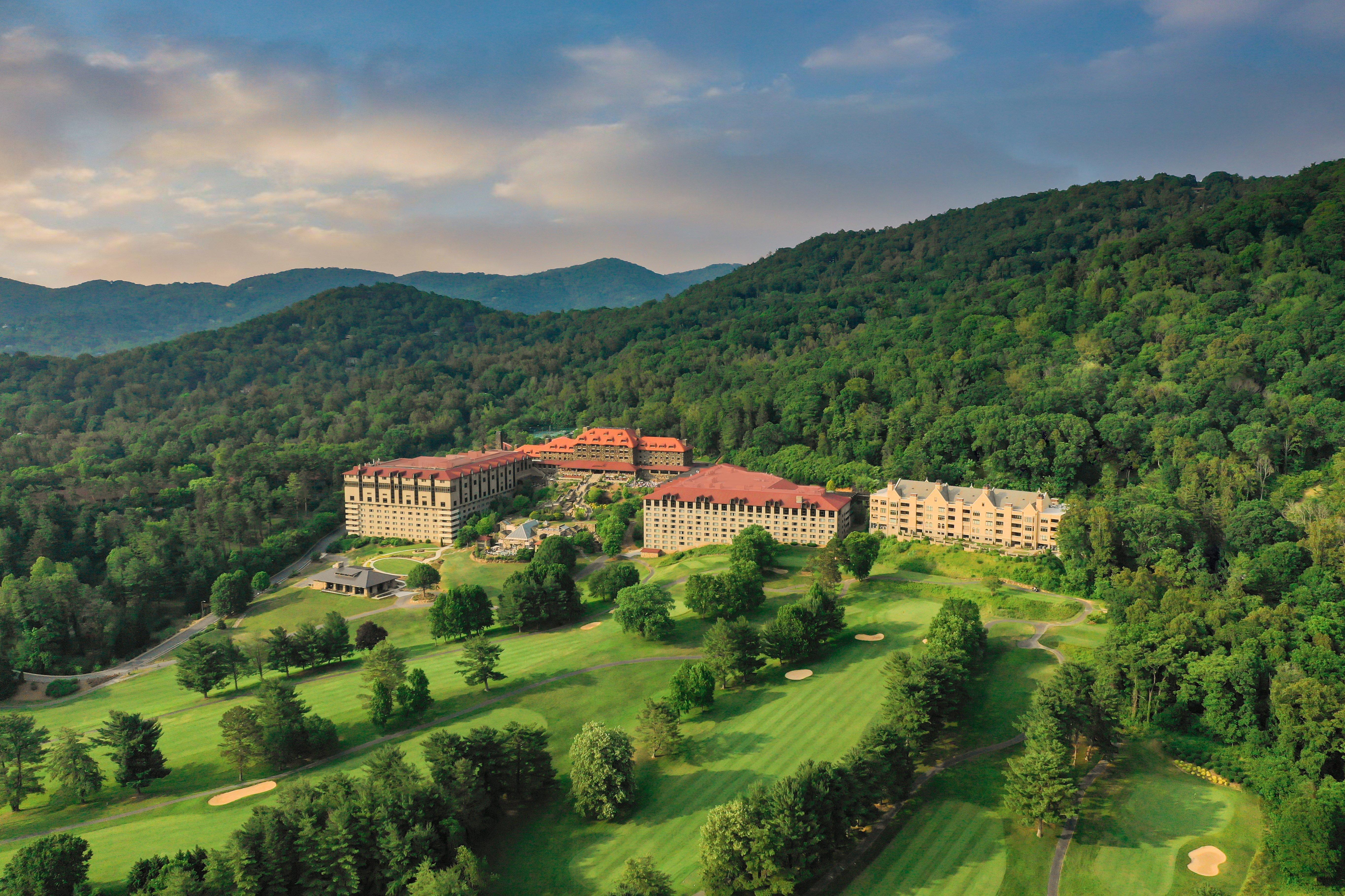 The Omni Grove Park & - 4* Asheville