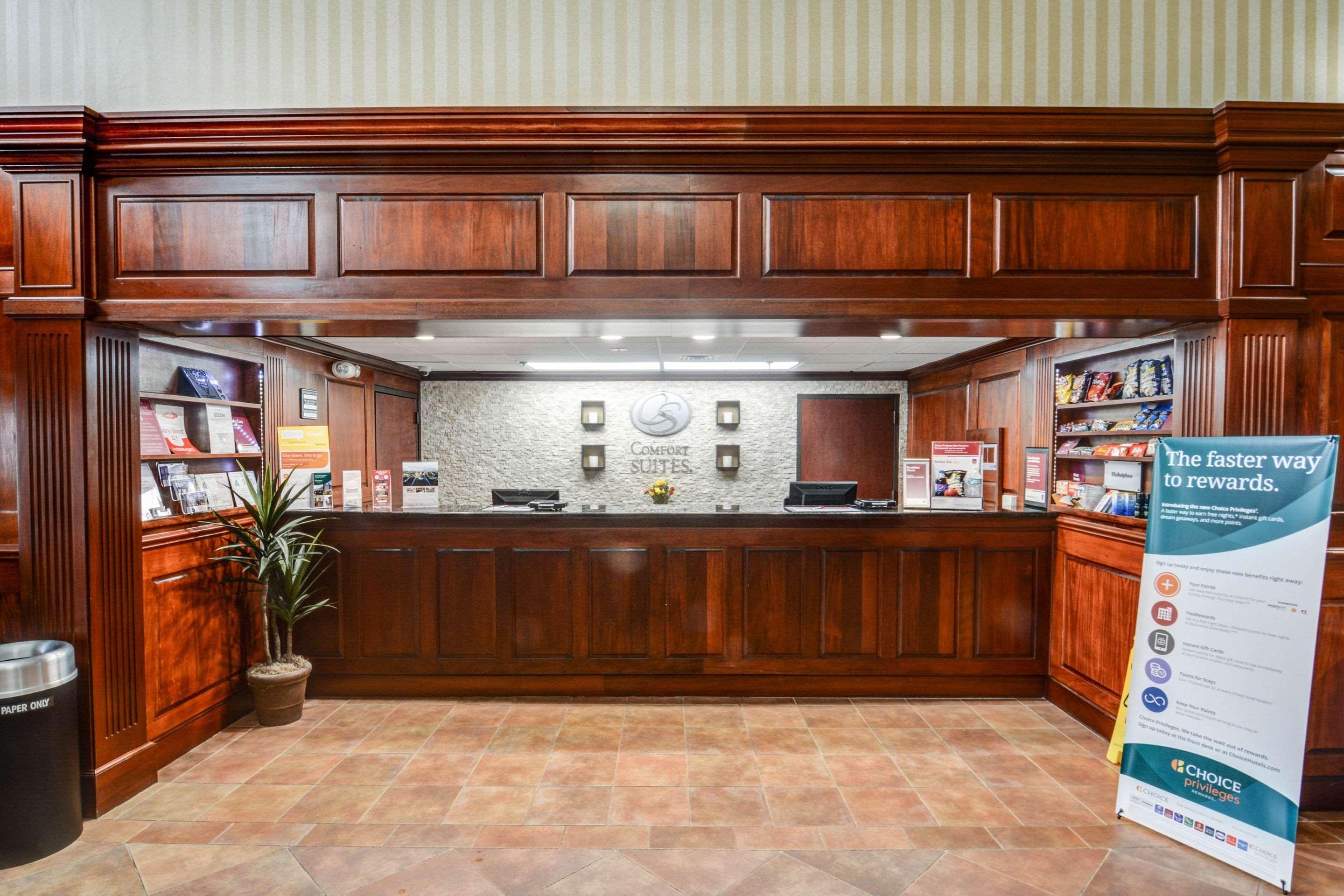 Hotel Comfort Outlet Center 3*