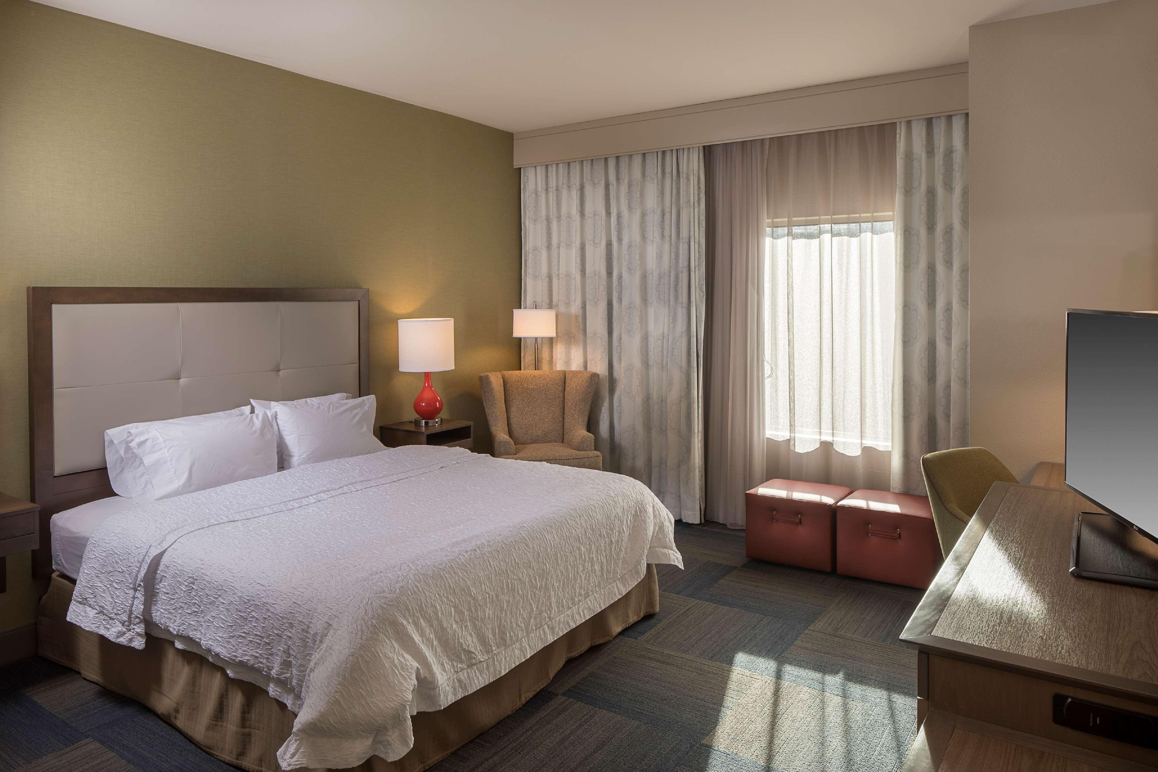 Hampton & Suites-asheville Biltmore Village, Nc