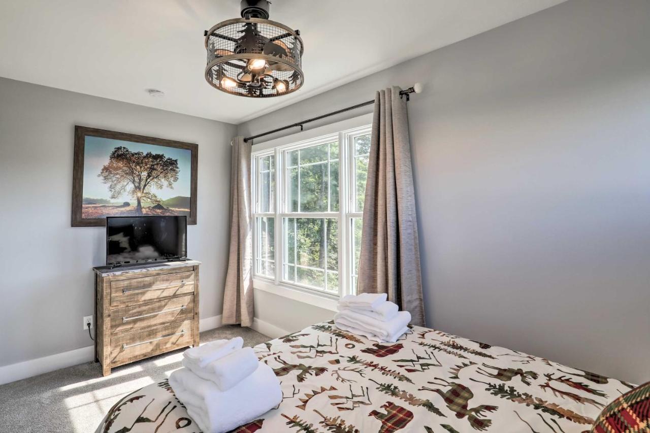 Scenic Escape With Hot Tub, Mountain View! * Asheville