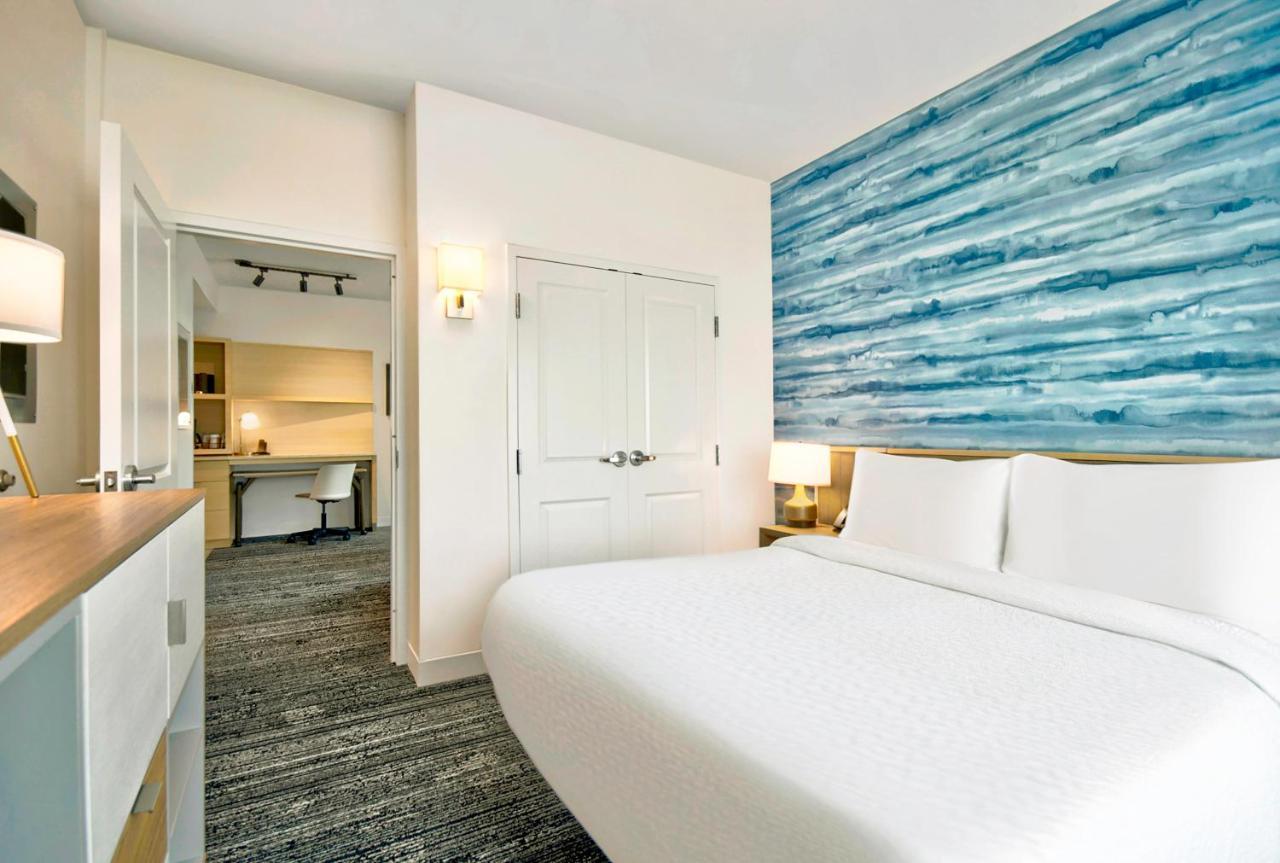 Towneplace By Marriott West Hotel 2*