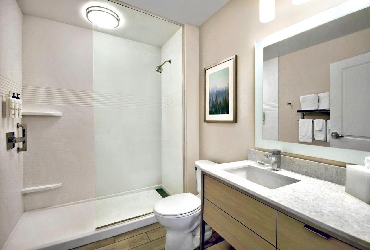 Towneplace By Marriott West Hotel 2*