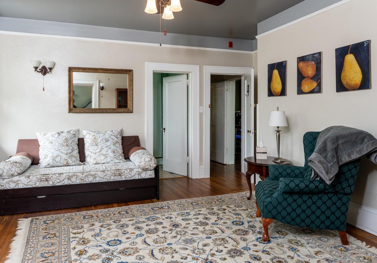 Sweet Biscuit Bed & Breakfast