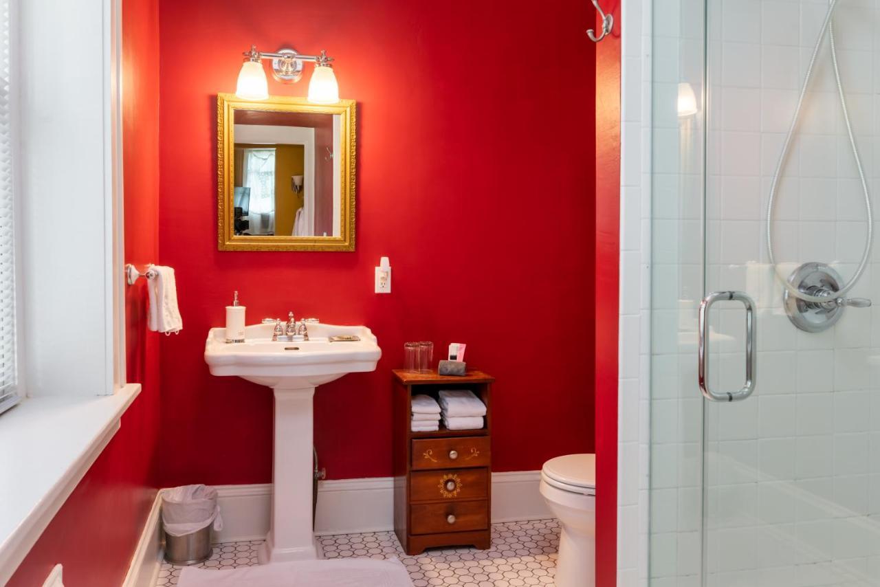 Sweet Biscuit Bed & Breakfast