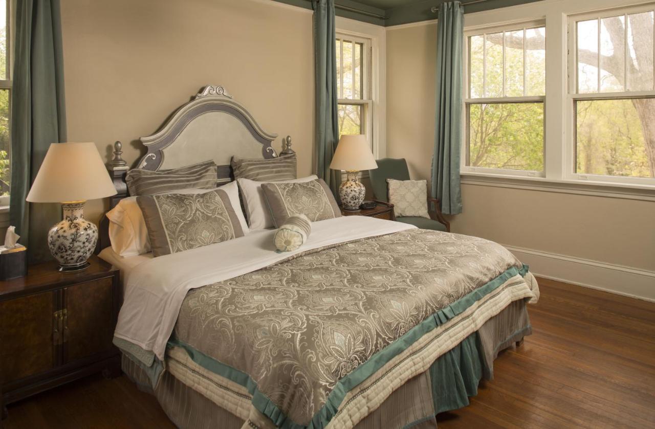 Sweet Biscuit Bed & Breakfast Asheville