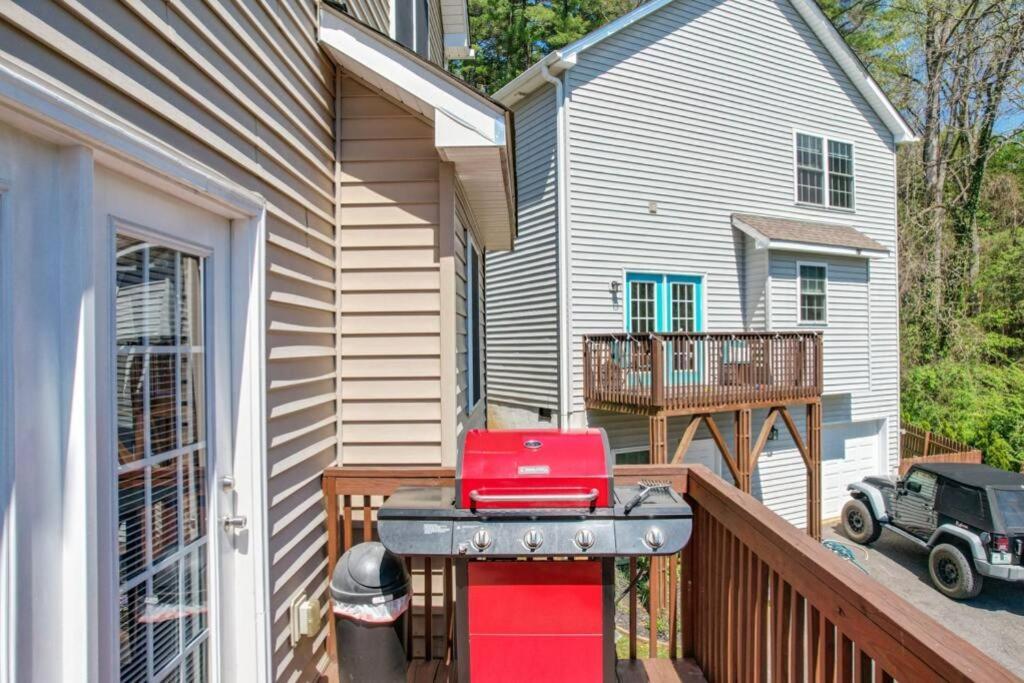 Spacious Mountain House - 10 Minutes From & Biltmore! * Asheville