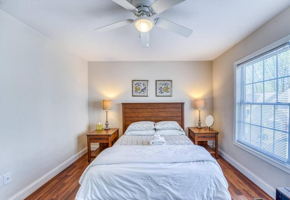 Spacious Mountain House - 10 Minutes From & Biltmore!