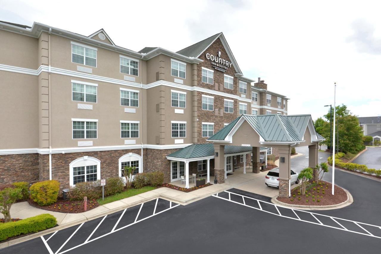 Country & By Radisson, West Near Biltmore