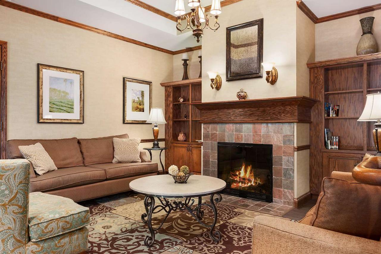 Country & By Radisson, West Near Biltmore Hotel Asheville