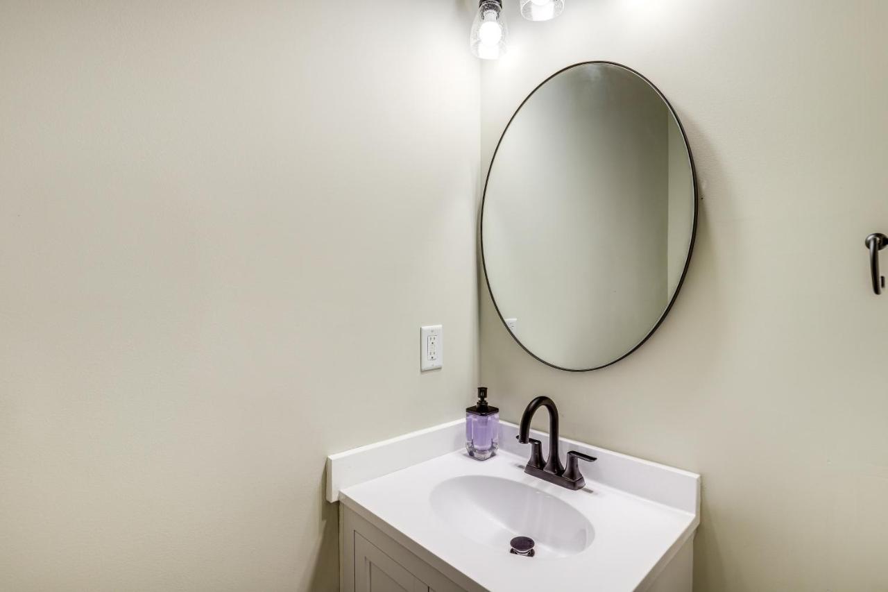 Pet-friendly Vacation With Fire Pit * Asheville