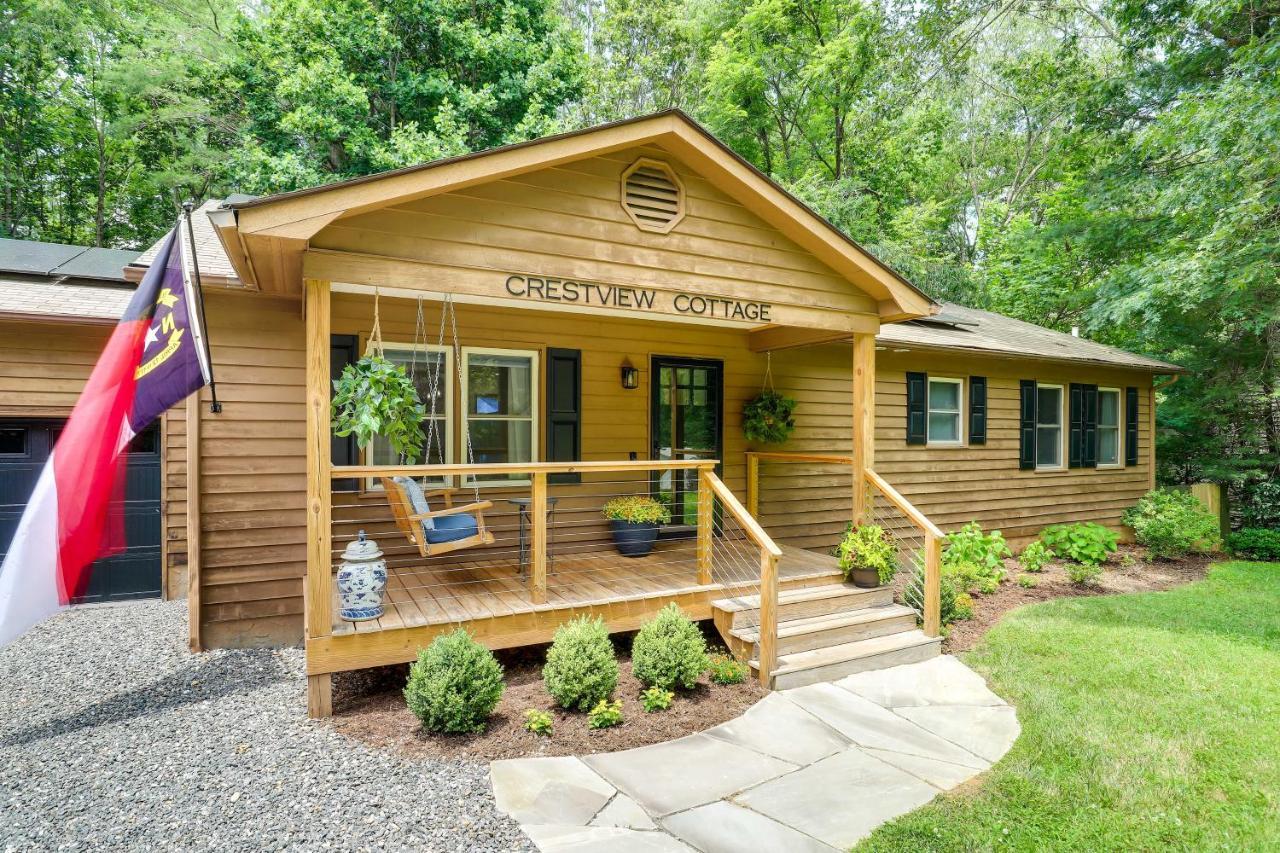 Modern With Hot Tub And Deck In Asheville! Holiday home