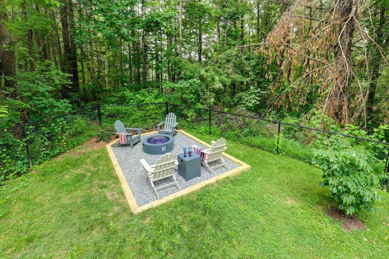 Holiday home Modern With Hot Tub And Deck In Asheville! Asheville