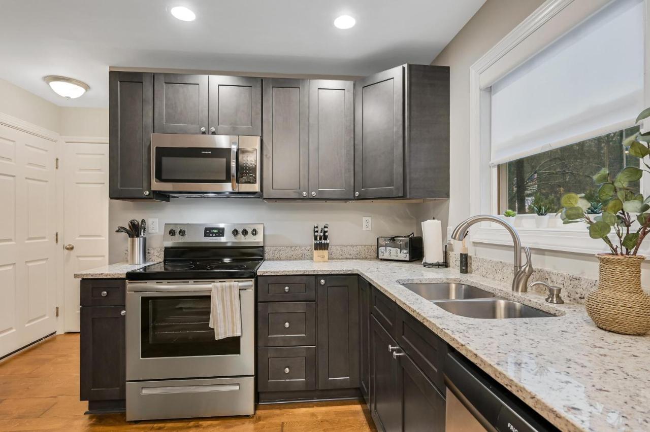 Holiday home Accessible To Center Townhome 2 *