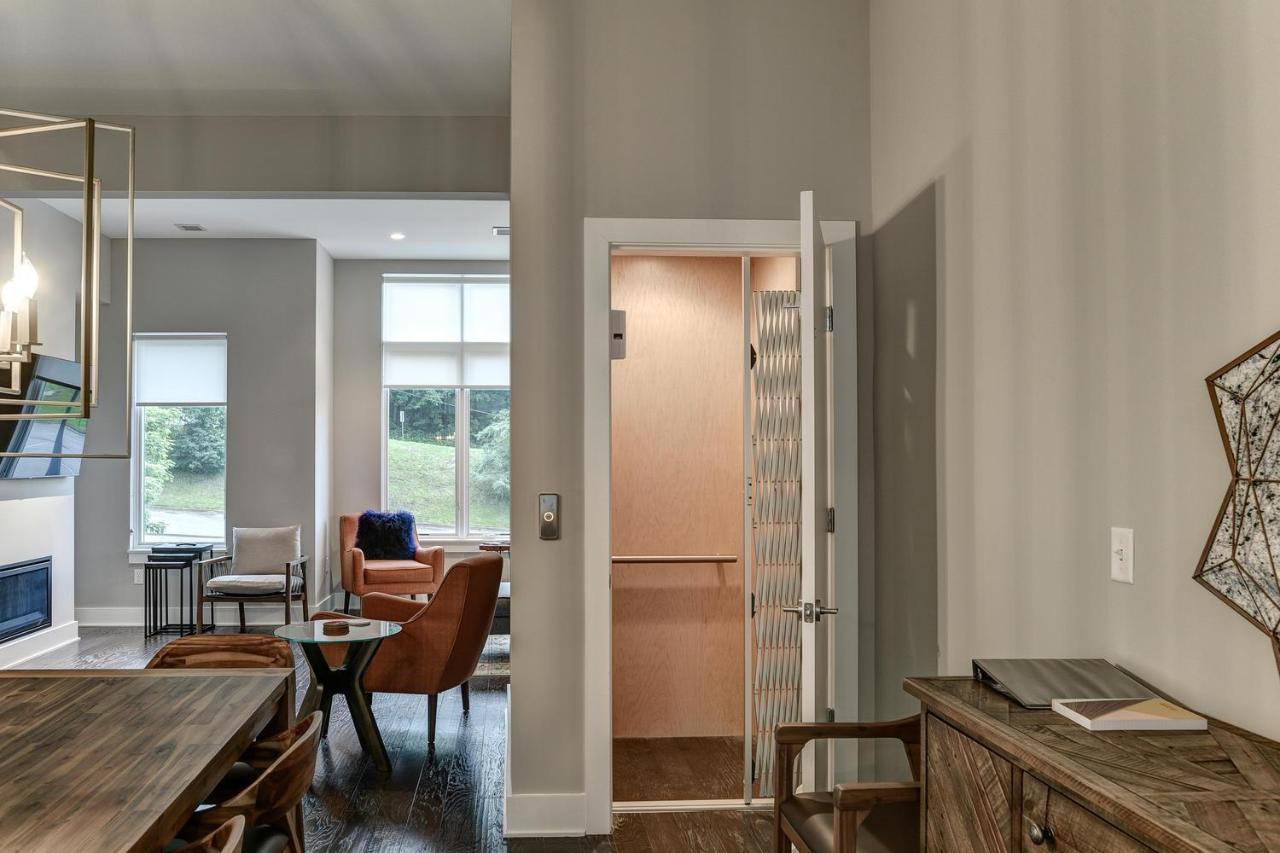 Holiday home 5 Bauhaus Townhome *