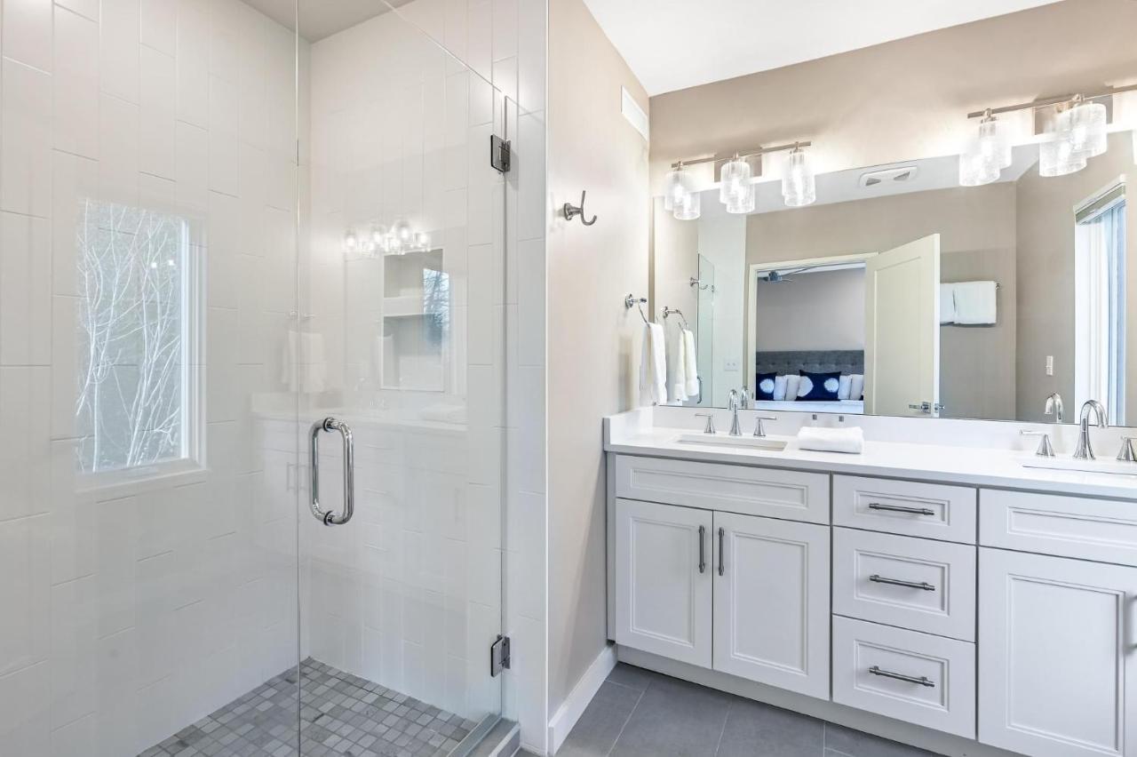 Immaculate South Slope Townhome Unit 96 Asheville