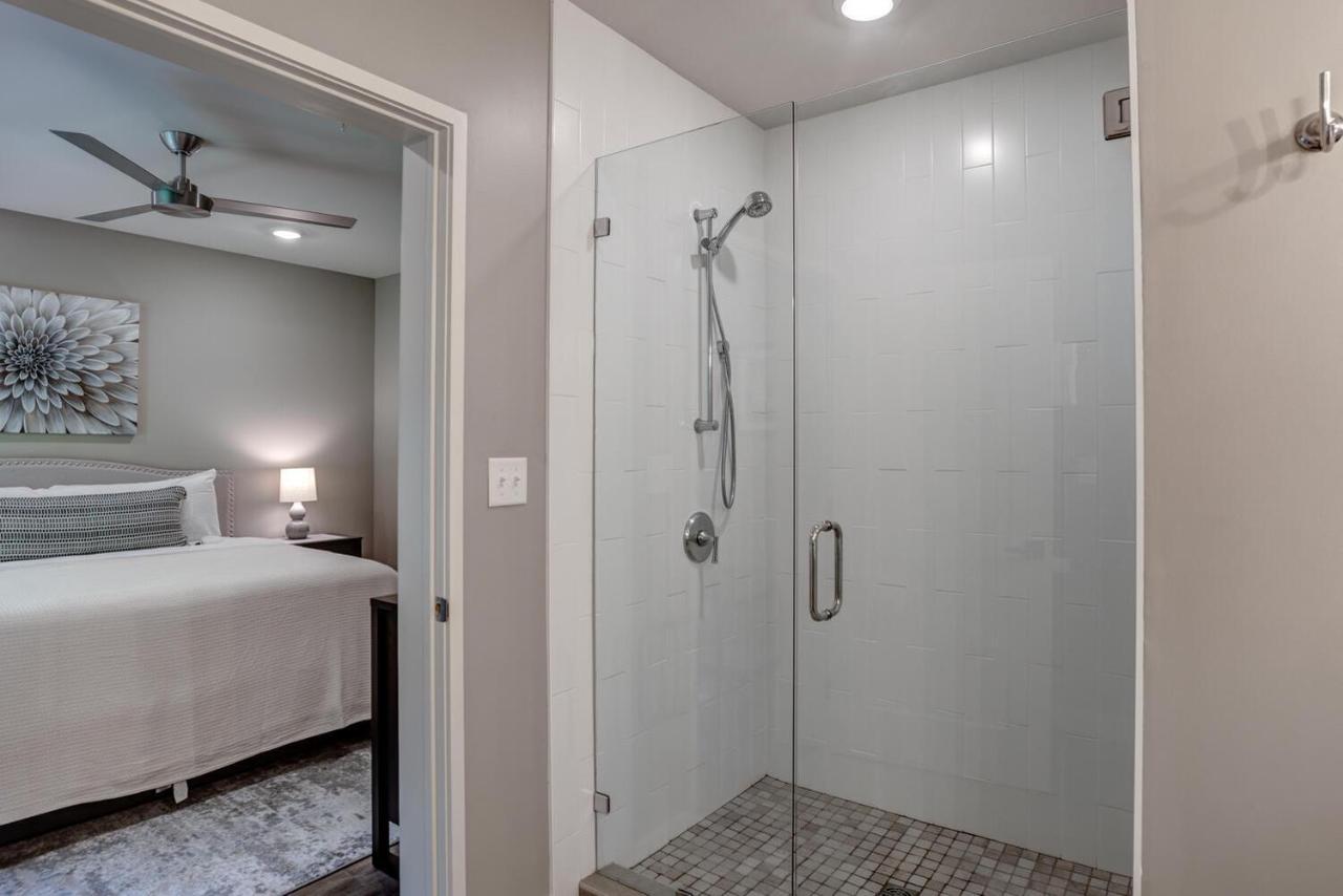 Incredible South Slope Townhome With Private Elevator Unit 106 Holiday home