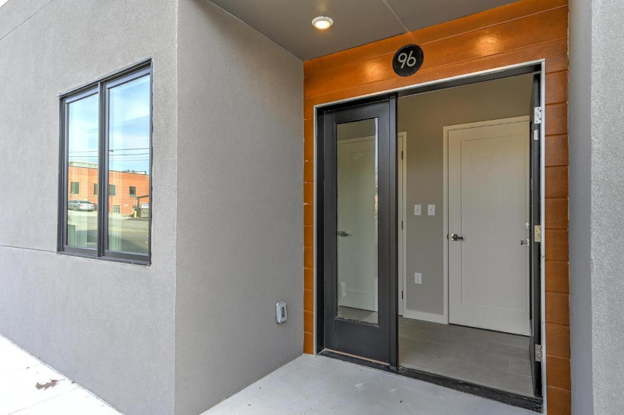 Holiday home Immaculate South Slope Townhome Unit 96 *