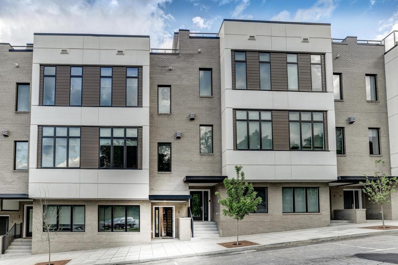 5 Bauhaus Townhome