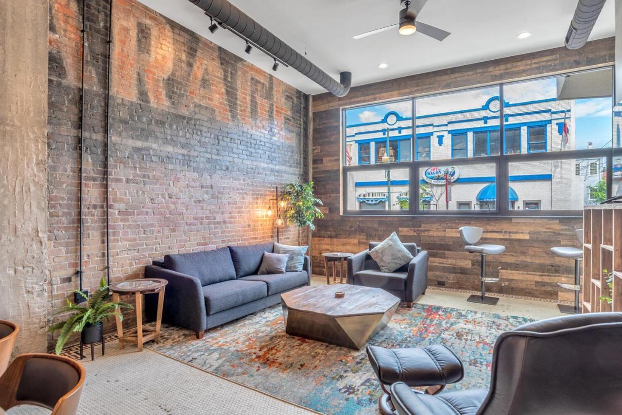 Exceptional Downtown *